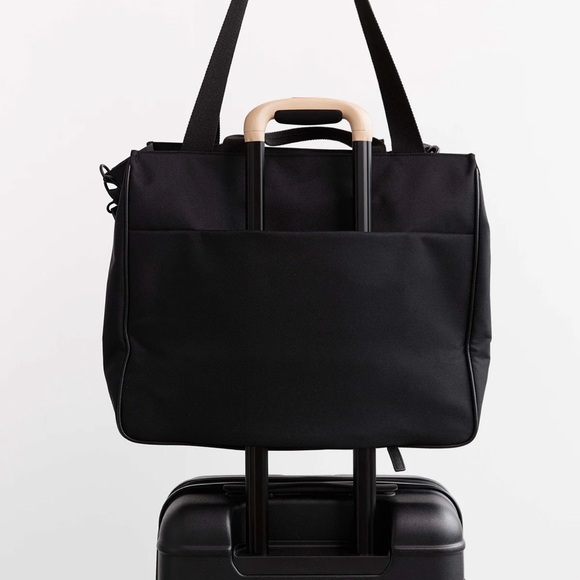 BÉIS east to west travel bag in black - Picture 3 of 12